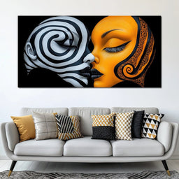A Hypnotic Kiss - TooplesArt - NicheCanvas