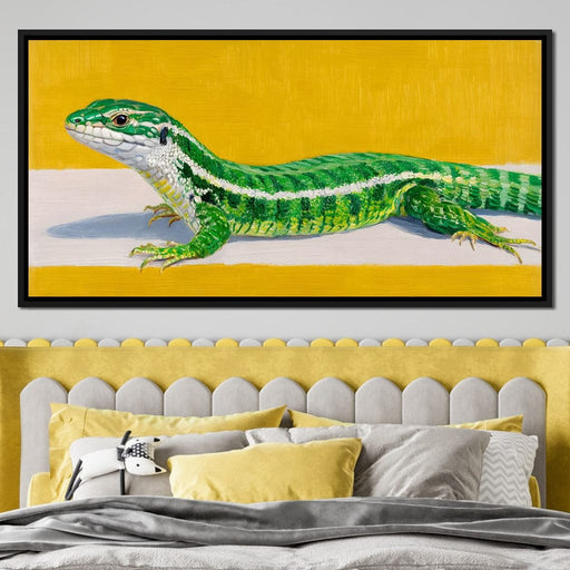Emerald Lizard Gleam Canvas Print