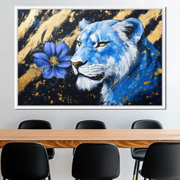 Wild Lioness - Alicia Smith - NicheCanvas