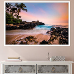 Hawaiian Paradise - Lucas Moore - NicheCanvas