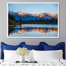 Last Light - Lucas Moore - NicheCanvas