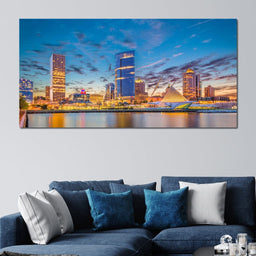 Milwaukee - NicheCanvas