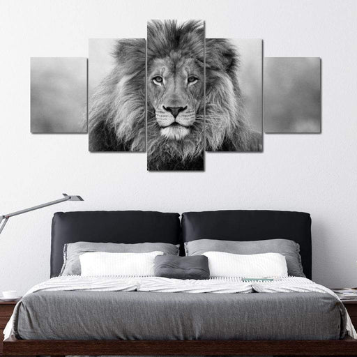 Black And White Lion Canvas Print