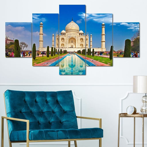 The Taj Mahal - Canvas Print - photorealistic wall art of the world's heritage in India - this gorgeous wall print is the perfect focal point for your room | NicheCanvas