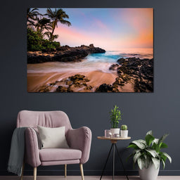 Hawaiian Paradise - Lucas Moore - NicheCanvas