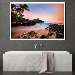 Hawaiian Paradise - Lucas Moore - NicheCanvas