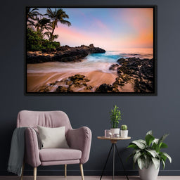 Hawaiian Paradise - Lucas Moore - NicheCanvas