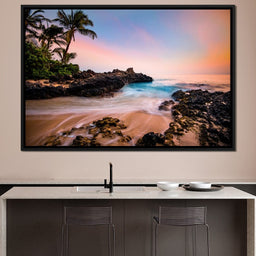 Hawaiian Paradise - Lucas Moore - NicheCanvas