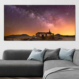Shepherd Hut Desert Night - NicheCanvas