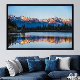 Last Light - Lucas Moore - NicheCanvas