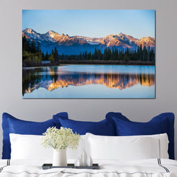 Last Light - Lucas Moore - NicheCanvas