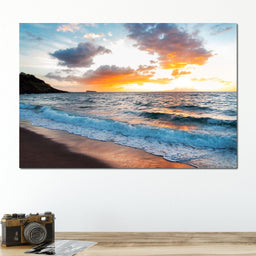 Maui Black Sand Beach - Lucas Moore - NicheCanvas