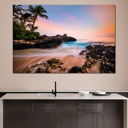 Hawaiian Paradise - Lucas Moore - NicheCanvas