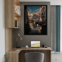Venezia 14 - Enzo   - NicheCanvas
