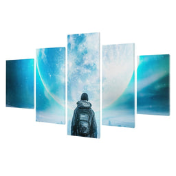 Giant Moon - Alex Graphex