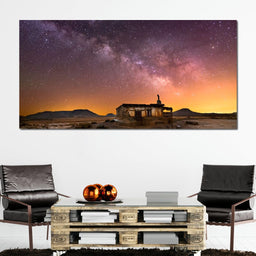 Shepherd Hut Desert Night - NicheCanvas