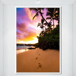 Footprints in the Sand - Lucas Moore - NicheCanvas